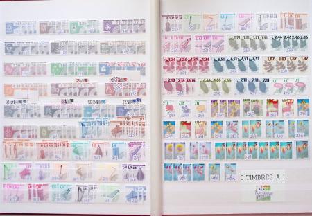 1960-2024, Lot de France neuf, en 8 volumes, en quantité