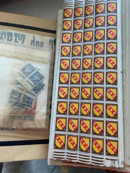 1890-1950, Ancien stock de marchand avec des quantités
