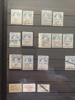 1910-1982, Collection de vignettes en 4 classeurs,