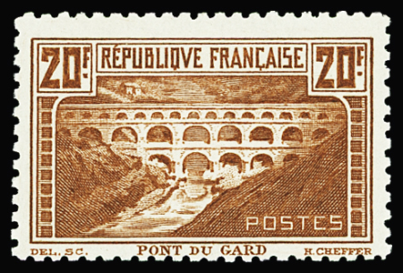 N°262B 20f pont du Gard  dentelé 11 neuf ** TB