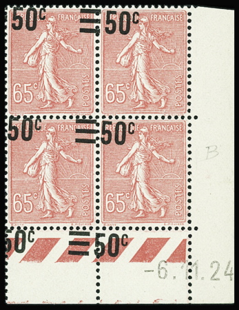 N°224 bloc de 4 surcharge en haut 2ex sans les bar