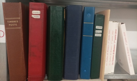 1885-2014 , Ensemble de MONACO en 6 albums et classeurs,