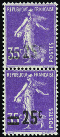 N°218 surcharge très faible tenant à normal neuf *