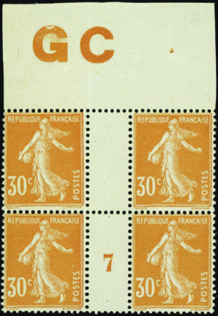 N°141 30c orange bloc de 4 manch GC mill 7 papier 