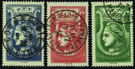 N°1/3 3 valeurs obl TB (cote Maury)