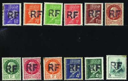 Lignières de Touraine 12 valeurs(tâche sur le 3f) 