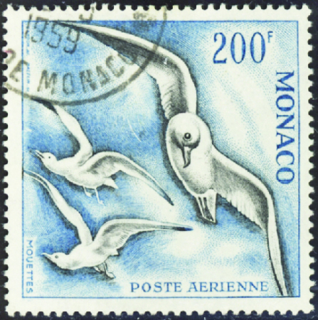 POSTE AERIENNE N°67 200f oiseaux dentelé 11 obl TB