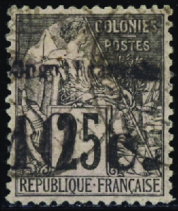 N°5 10c sur 25c noir sur rose obl TB