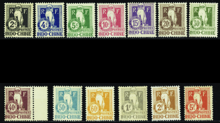 TAXE N°5/17  13 valeurs neufs * TB