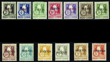 TAXE N°18/30  13 valeurs neufs * TB