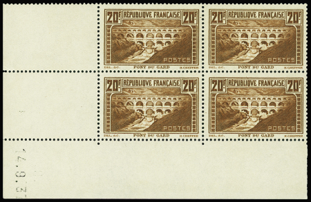 N°262IIB 20f Pont du Gard en bloc de 4, CD du 14.9.37,