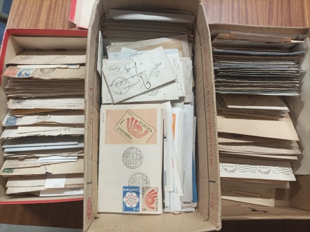 1838-1975, Vrac de timbres et de lettres, certaines