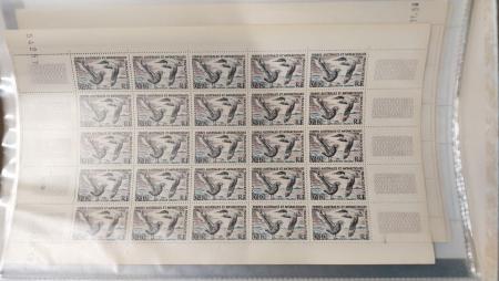 1956-2008 Collection des TAAF montée sur des pages