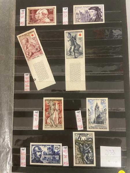 1930-2000 Bel ensemble de timbres non dentelés avec