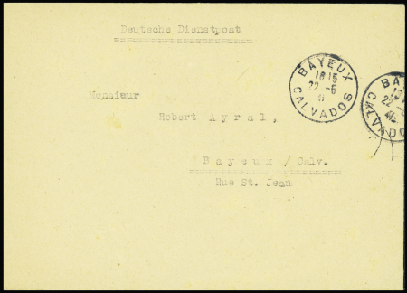 Lettre en franchise avec CAD "Bayeux Calvados" (1941) avec au verso griffe rouge "Soldatenheim Bayeux (Calvados) 15 rue des Bouchers, 15". Rare et TB