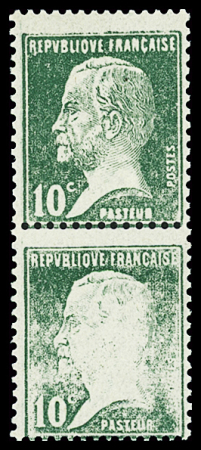 N°170 10c vert, variété impression dépouillée, en paire,