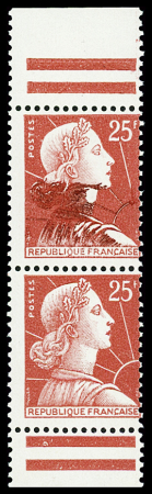N°1011C 25f rouge, variété surencrage tenant à normal,