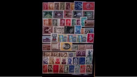 1926-2016, Collection de neufs ** d'ARGENTINE en classeur,