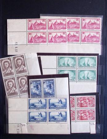 1900-1992, Intéressante collection de blocs de 4 coins-datés