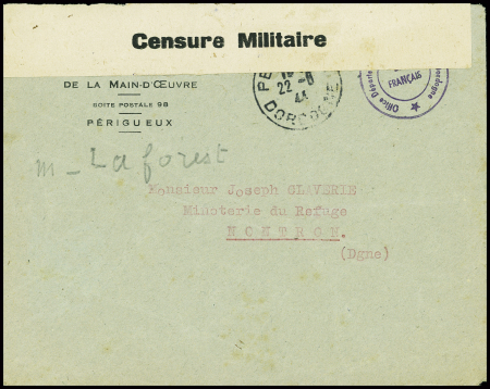 Lettre en franchise avec CAD "Périgueux Dordogne" (22.8.44) pour Nontron avec bande imprimée locale "censure militaire". TB