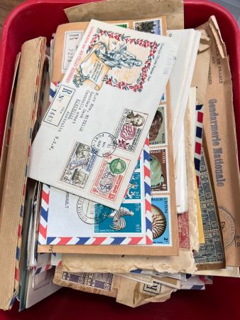 NOUVELLES HEBRIDES ET VANUATU (+quelques divers WALLIS,