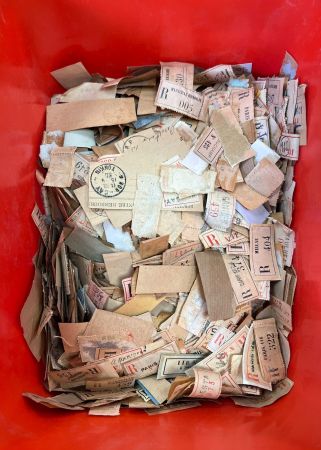 FRANCE : des centaines d'étiquettes de recommandation