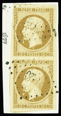 N°9 10c bistre-jaune en paire, belles marges avec 3