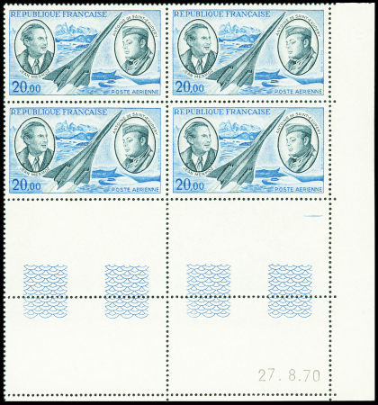 POSTE AERIENNE N°44 (2 feuilles de 10 + bloc de 4 Coin-daté),