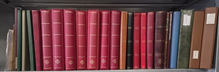 1913-2023, Collection de Suisse en 9 albums et 15 classeurs,