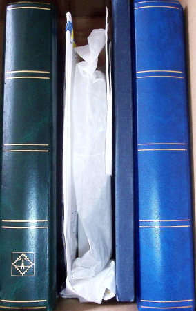1948-2013, Collection neuve en trois albums et 2 pochettes,