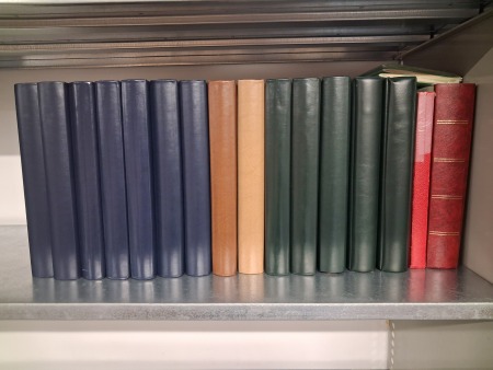 1948-2010, Collection des TAAF en 5 reliures Safe +