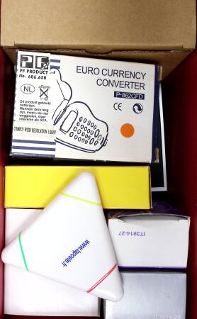 POSTES & TÉLÉCOMMUNICATIONS – ENSEMBLE D’OBJETS DE