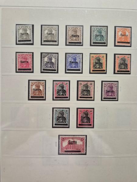 1920-93, Practically all never hinged collection of