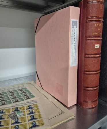 1881-1960, Specialised mint and used collection in large