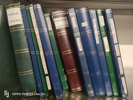 1893-2023, Collection en classeurs de divers colonies