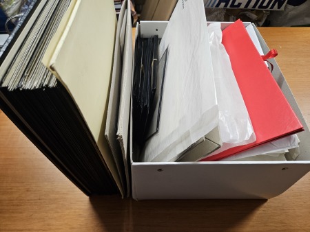 1885-2000env., Stock spécialisé en un grand classeur