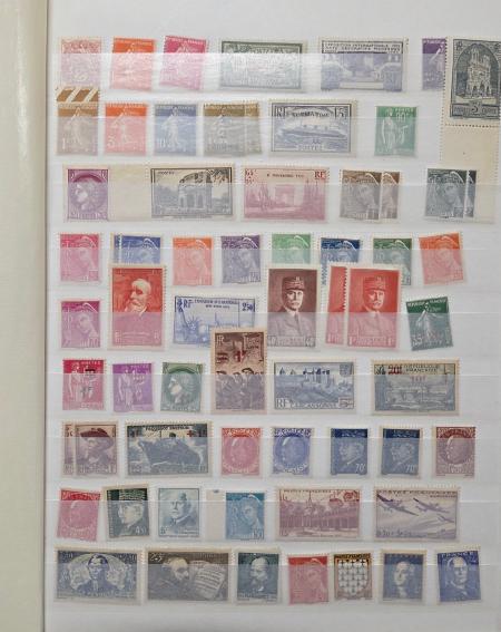 1900-2009, accumulation en classeurs et dossiers, en