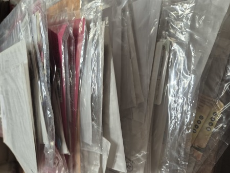 1998-2024, deux cartons de vrac de faciale en euros