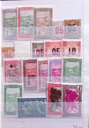 1908-1957 Collection de neuf sans charnière en petit