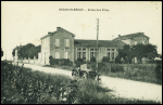 Carte postale en franchise avec grand cachet noir 