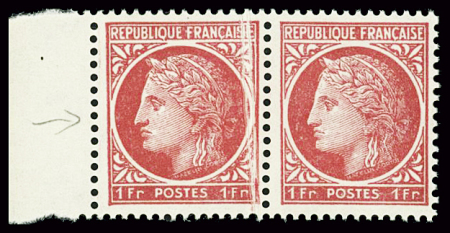 N°676, variété pli accordéon TaN, neufs **, TB