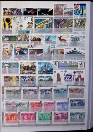 1945-2013,   collection en classeur