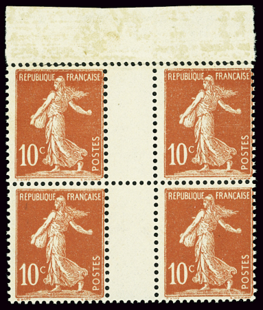 N°134 10c Semeuse rouge, en bloc de 4 sans millési