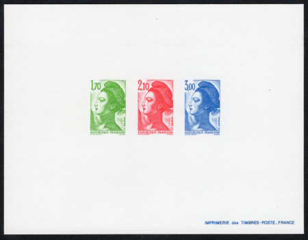 N°2318 à 2320 Liberté  épreuve de luxe collective,