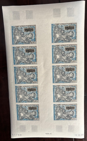 POSTE AERIENNE N°20 100f Iles Kerguelen feuille no