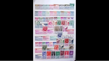 1891-2011, Collection en un classeur, neuve **, TB
