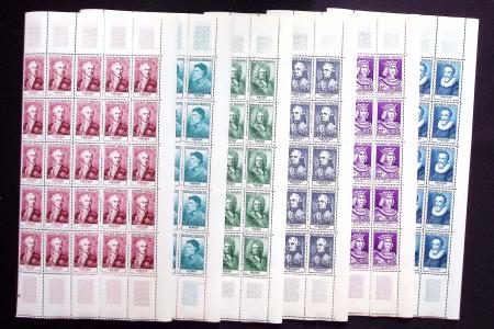 N°1027/1032 Célébrités Renoir, en PANNEAUX de 25, 