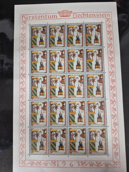 1912-2012, Collection du LIECHTENSTEIN en 3 classeurs,