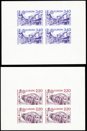 N°358 et 359 : Europa 1987, la paire NON DENTELEE en