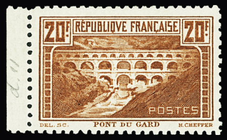 N°262B Pont du Gard, 20f. chaudron clair, T I, dent.